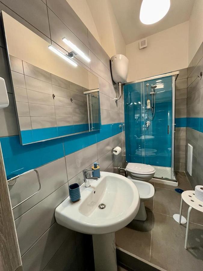 Bed and Breakfast Pop Santa Chiara Neapel Exterior foto