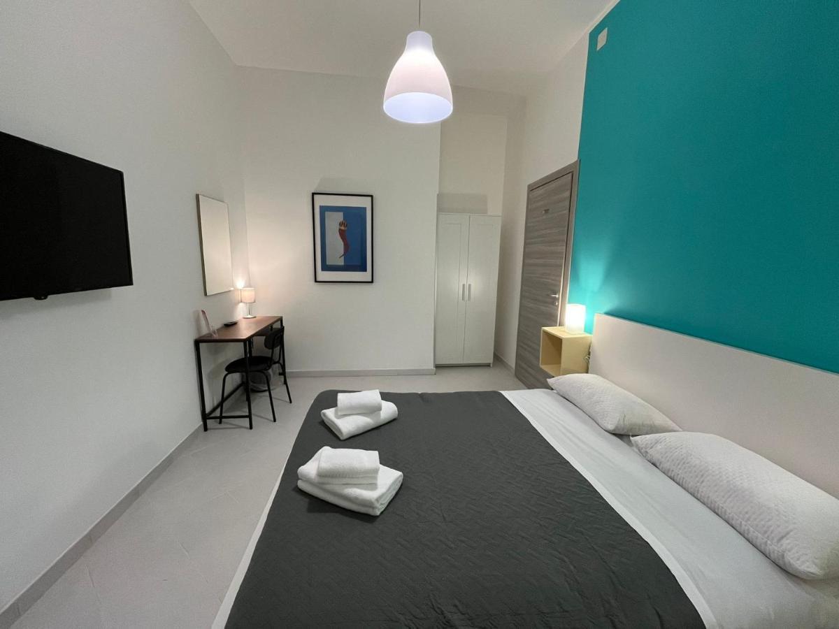 Bed and Breakfast Pop Santa Chiara Neapel Exterior foto