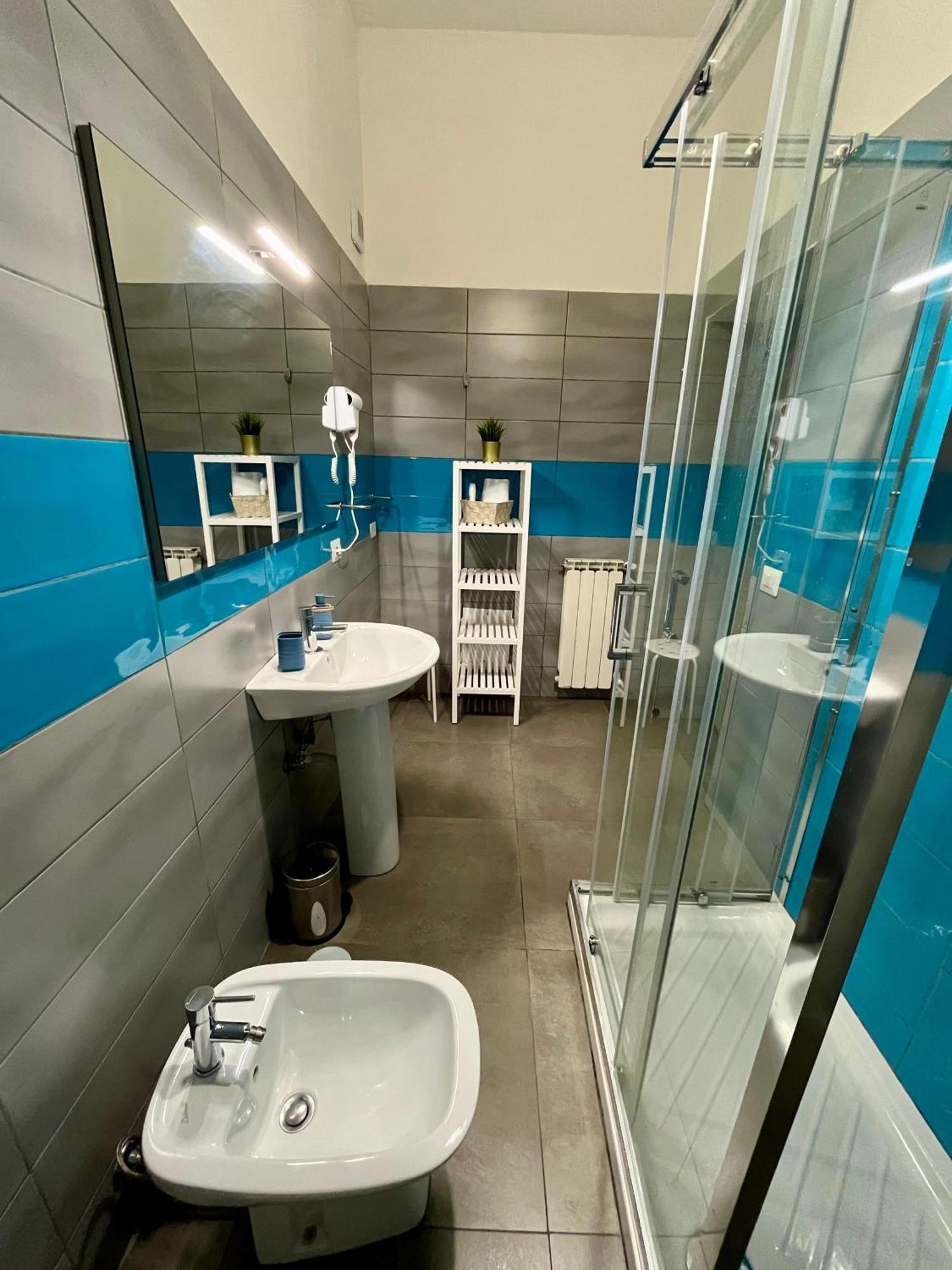 Bed and Breakfast Pop Santa Chiara Neapel Exterior foto